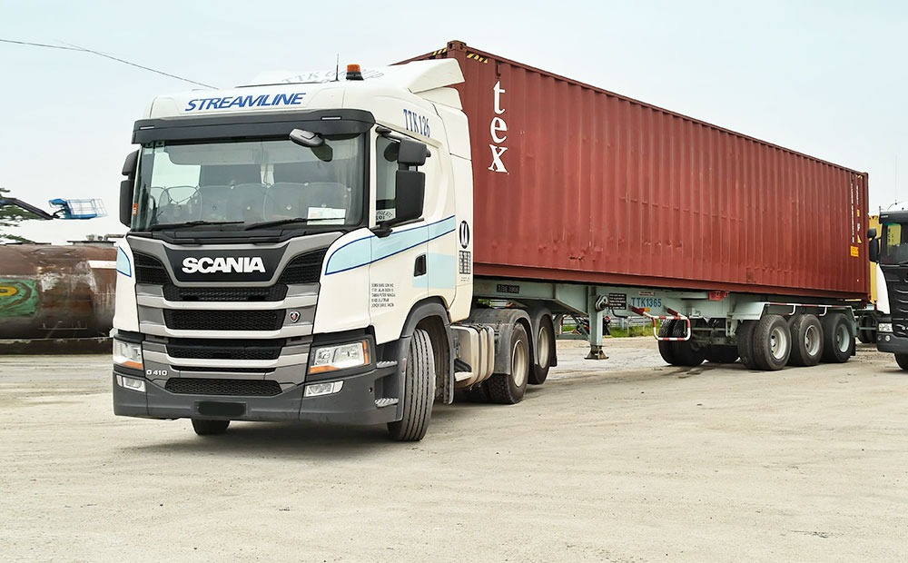 Hulage truck